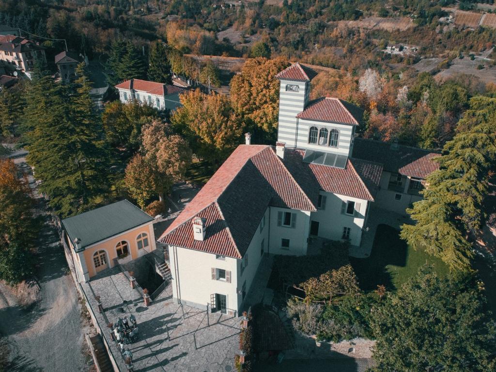 Castello Di Grillano Guest House Ovada Exterior photo